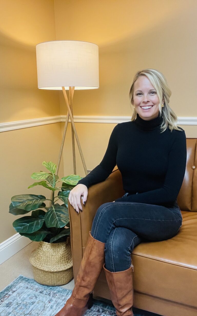 FullSizeRender 768x1228